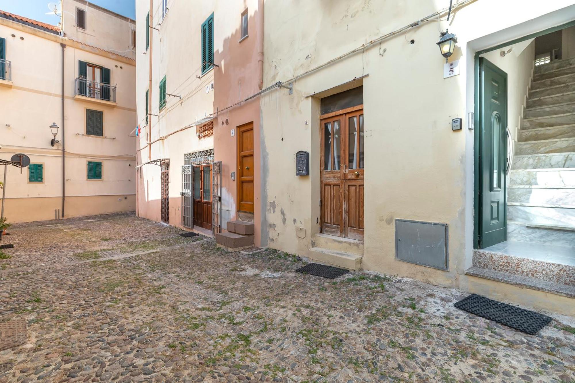 Sardinia Re - Casa Pinuccia Apartment Alghero Luaran gambar